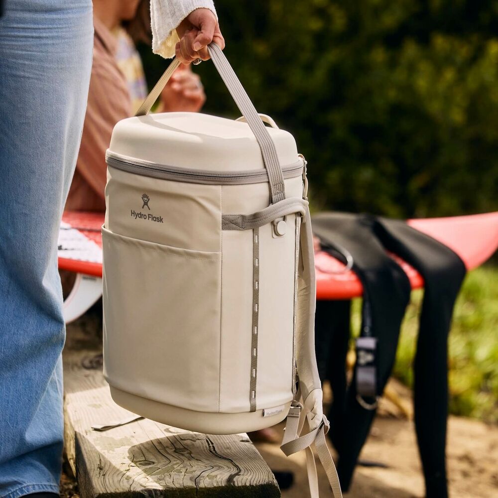 Carryout? Backpack 22 L - Image 20